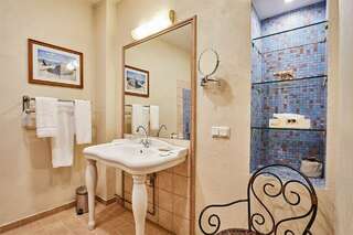 Гостиница Александр Хаус Санкт-Петербург Люкс-3